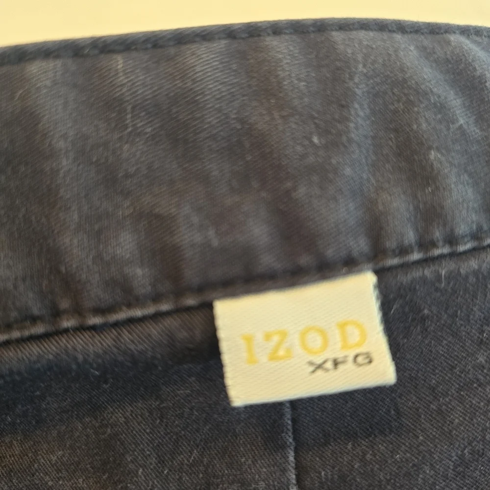 Izod Dark Blue Women's Bermuda Shorts Size 16 - Picture 7 of 9